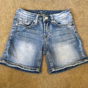 7 For All Mankind shorts, size 8